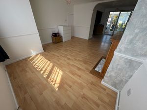 Photo 16- click for photo gallery